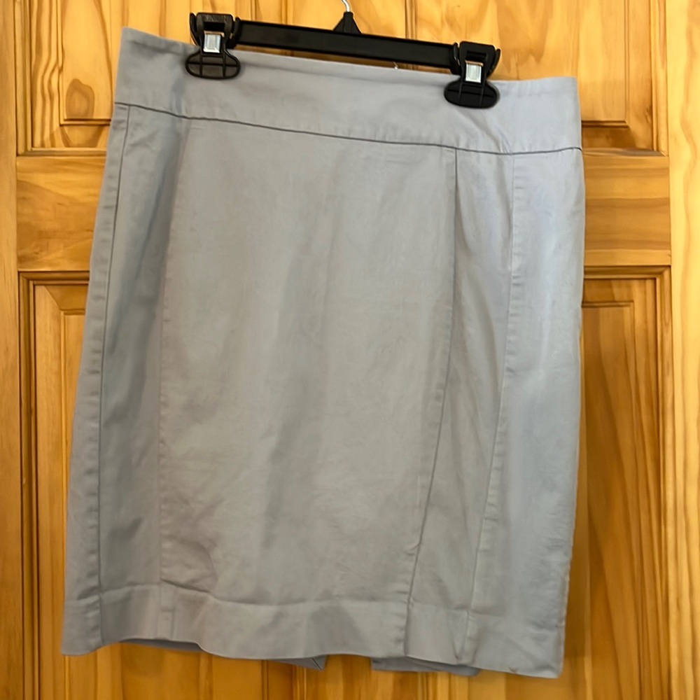 Grey skirt